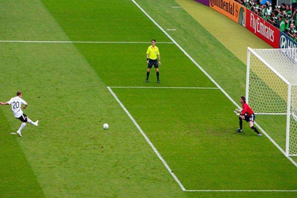 足球罚球不进可以补吗？