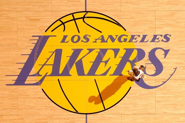 NBA历史上最多次获得总冠军的球队是哪队？