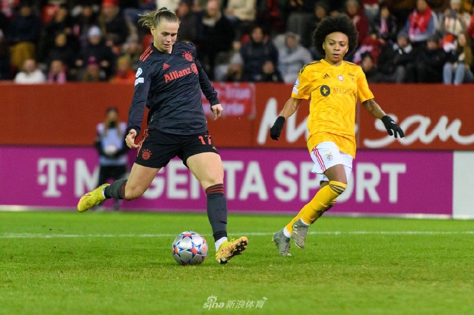 [女足欧冠]拜仁慕尼黑女足2-0本菲卡