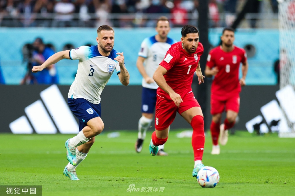 [世界杯]英格兰6-2大胜伊朗 斯特林传射萨卡双响（世界杯预选赛英格兰对匈牙利）