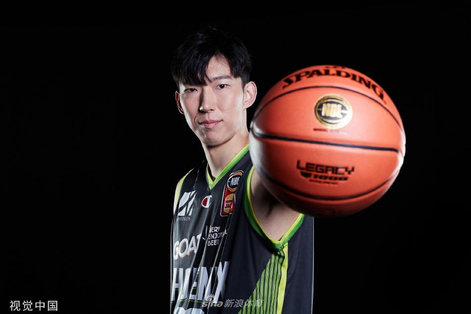 再战NBL 周琦与东南墨尔本凤凰达成签约协议（周琦将加盟nbl墨尔本凤凰队）