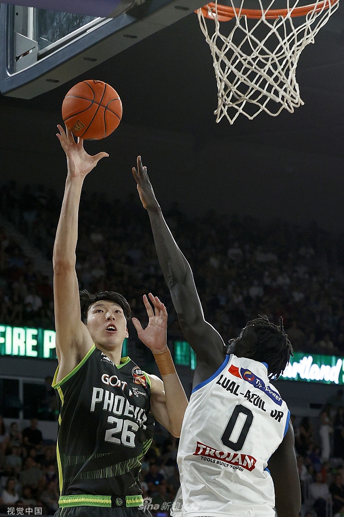 [NBL常规赛]东南墨尔本凤凰90-98不敌墨尔本联 周琦16+12+3（nbl联赛东南墨尔本凤凰队）