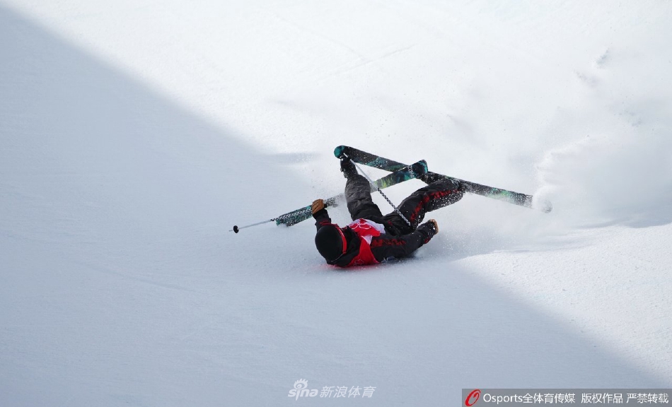 自由式滑雪男子U型场地技巧决赛 新西兰选手波蒂奥斯夺金（自由式滑雪u型场地国家队的首秀是哪一场冬奥会）