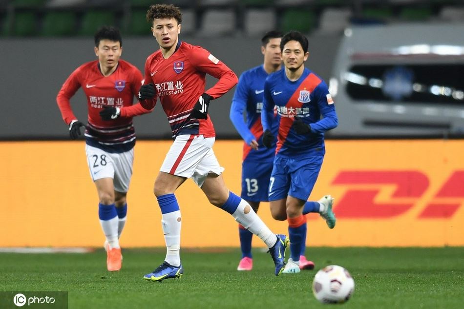 [中超]上海申花4-1重庆两江