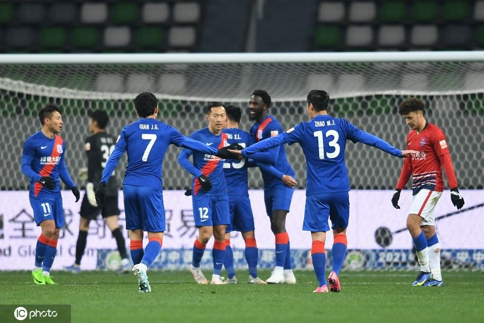 [中超]上海申花4-1重庆两江