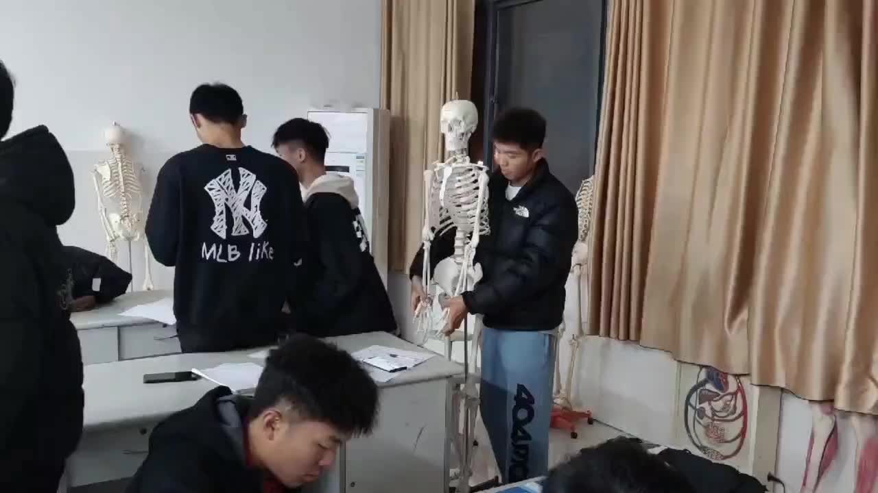 （最详细的投篮教学）是个狠人！教科书般的投篮教学